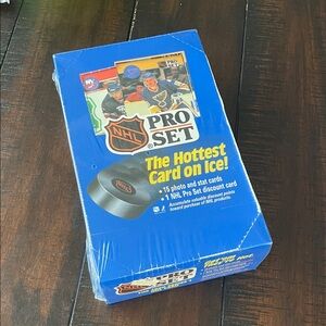 NHL Pro Set Trading Cards Box